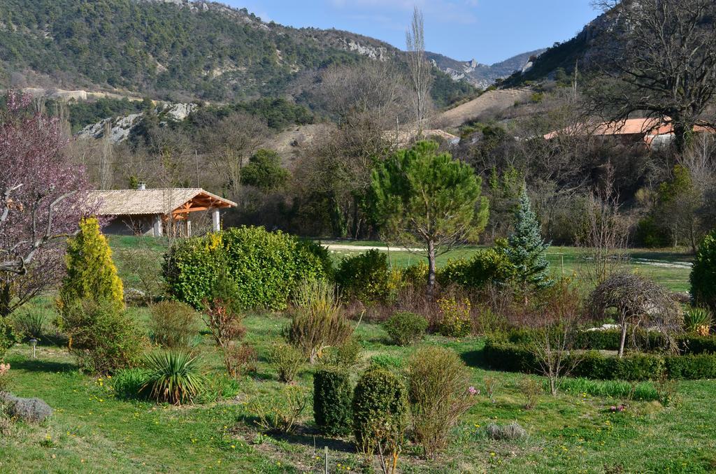 Hameau D'Hotes La Roseraie-Drome Condorcet エクステリア 写真